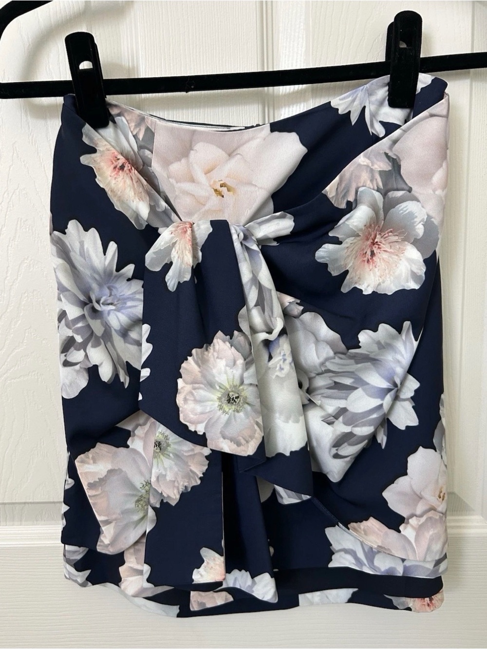 Finders Keepers Navy Floral Twist-Front Mini Skirt